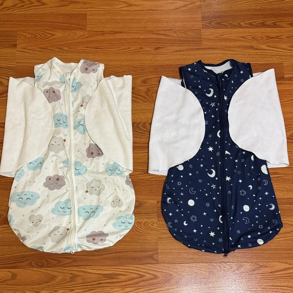 ⚠️ 2 Swaddle Blankets with Cloud and Star Patterns⚠️